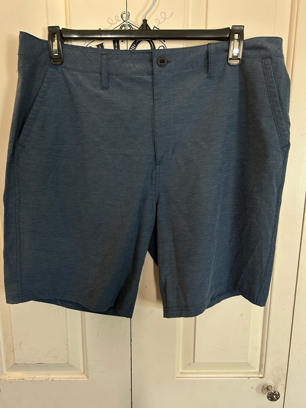 REEF Casual Performance Shorts Men's Sz 38 Casual Relaxed Chino